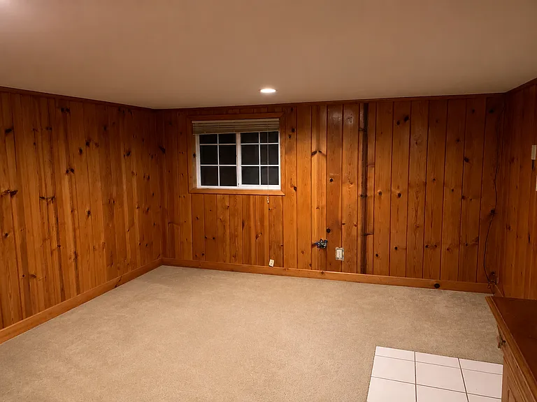 Walnut Ave — Photo 1