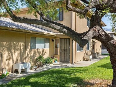 1041 W Calle De La Luna APT 3, Azusa, CA, 91702