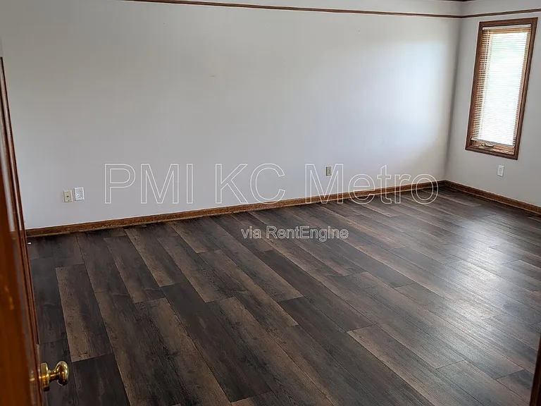 3905 SW 14th St — Photo 55