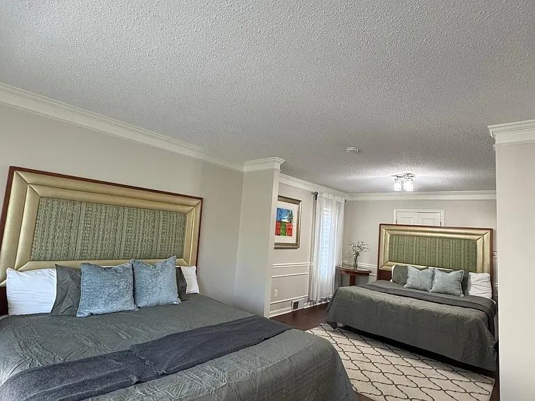 2509 Friars Pl — Photo 32