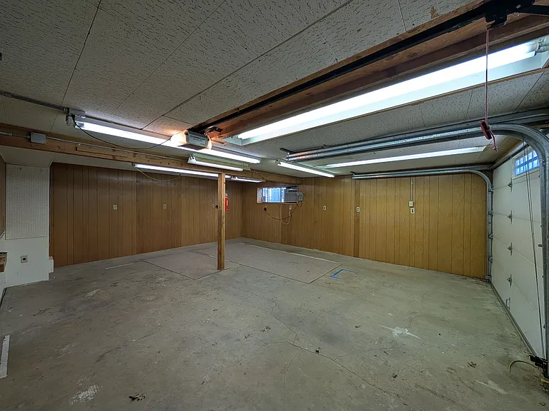 1616 Jefferson St — Photo 31