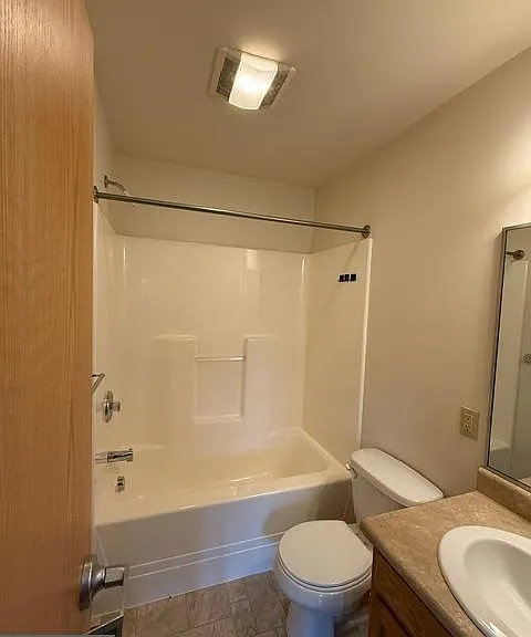 99 Hot Point Ave — Photo 8