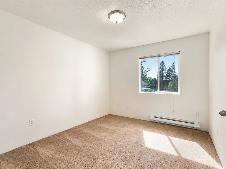 Boulder Apartments — Photo 13