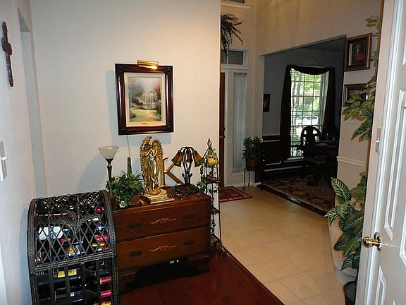 5th image of 2507 Dixie Woods Dr