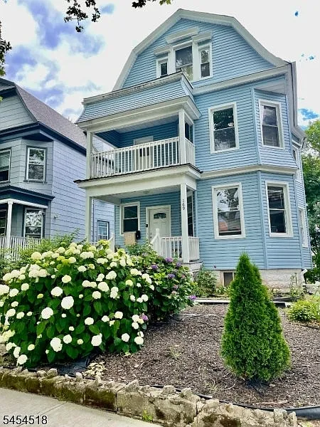 169 Hillside Ave #3