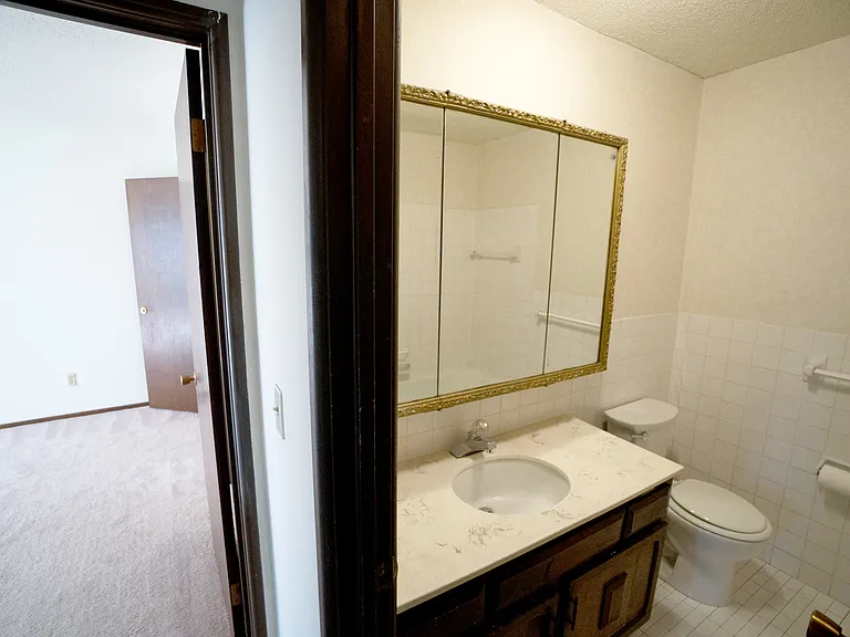 Victoria Flats Roseville — Photo 24