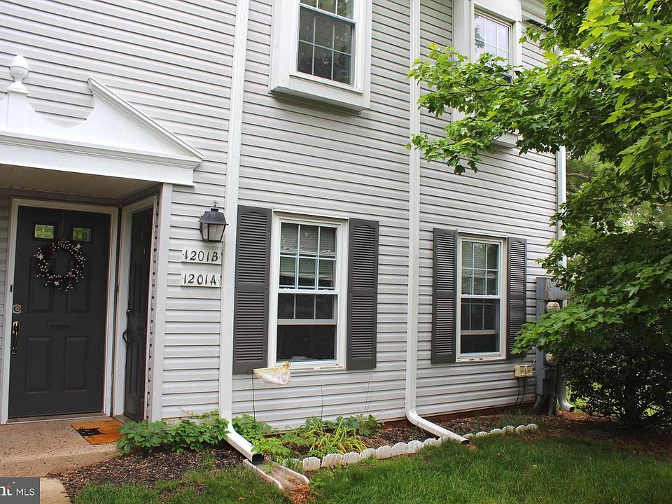 1st image of 1201 Crosshill Ct