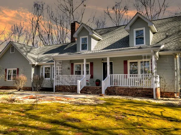398 New Hope Rd, Ellijay, GA 30540