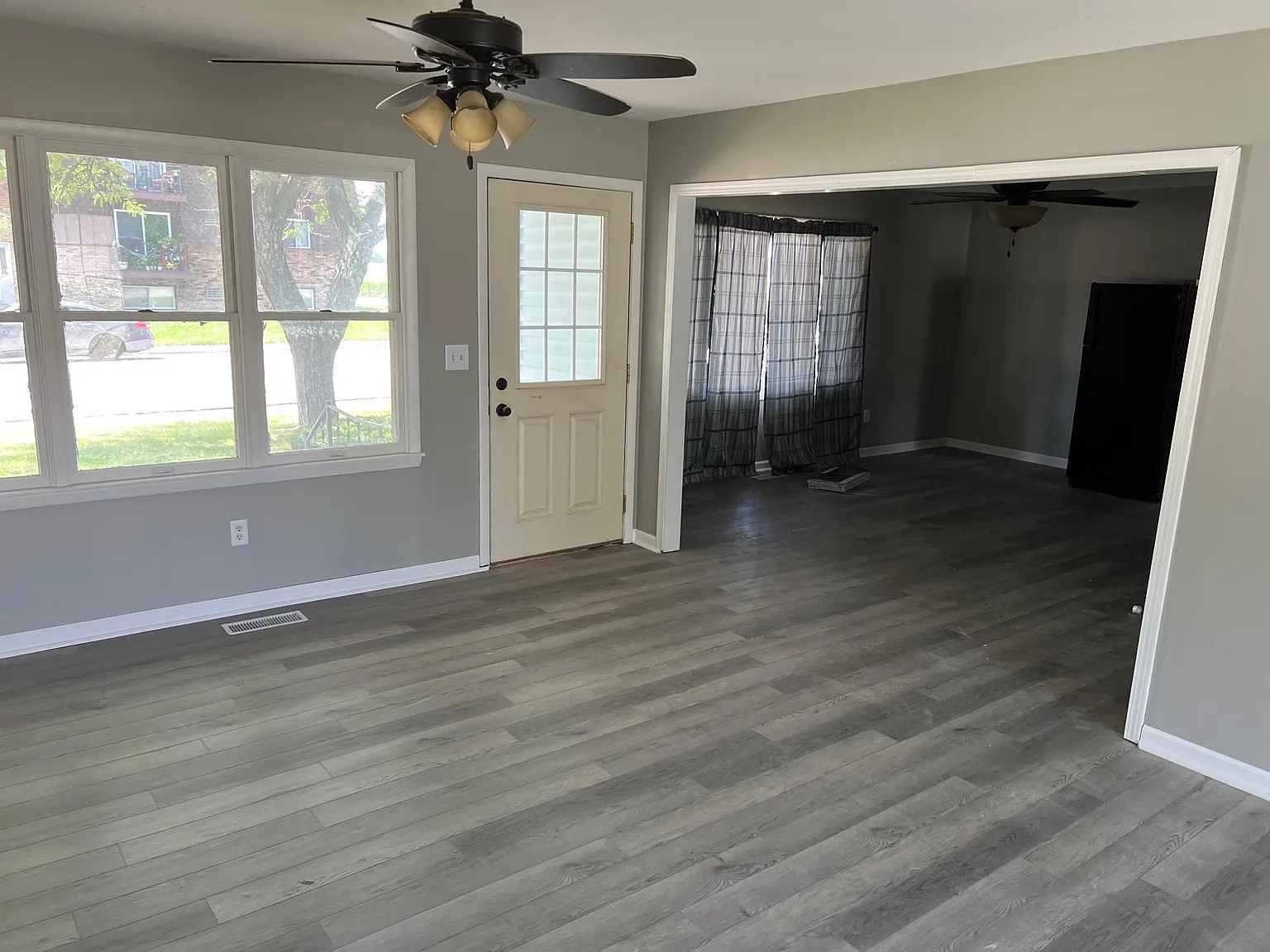 970 Independence Drive — Photo 1