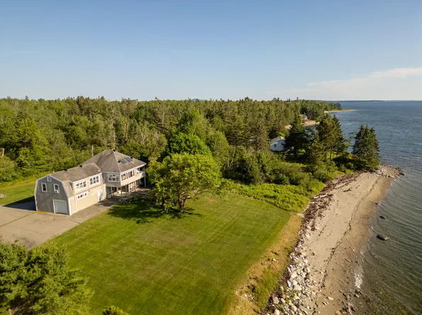48 Sheltons Road, Trenton, ME 04605