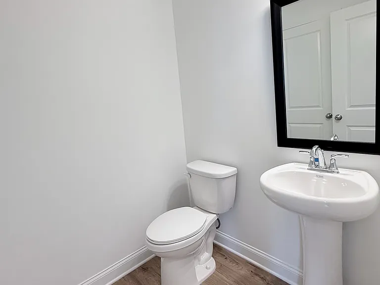 10211 Rainier Trail Dr NW — Photo 28
