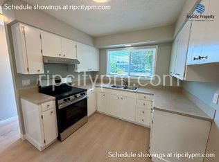 21723 SE Alder Dr APT 1, Gresham, OR 97030