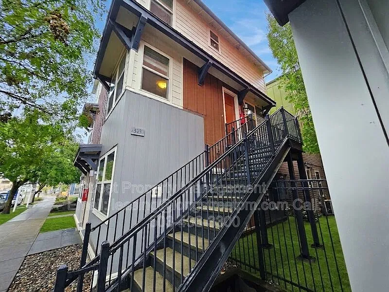 2 bed, 1.5 bath, 656 sqft, $2,095 — Photo 4