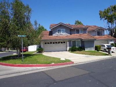 2499 N River Trail Rd, Orange, CA, 92865