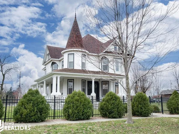 203 N Main St, Blakesburg, IA 52536