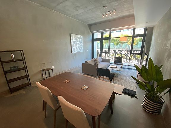 3rd image of 601 Tennessee St #4