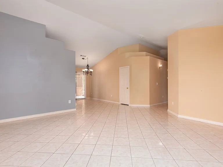 7900 White Grass Ave — Photo 15