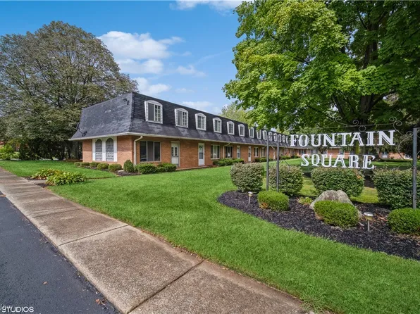 999 Renninger Rd APT 3, New Franklin, OH 44319