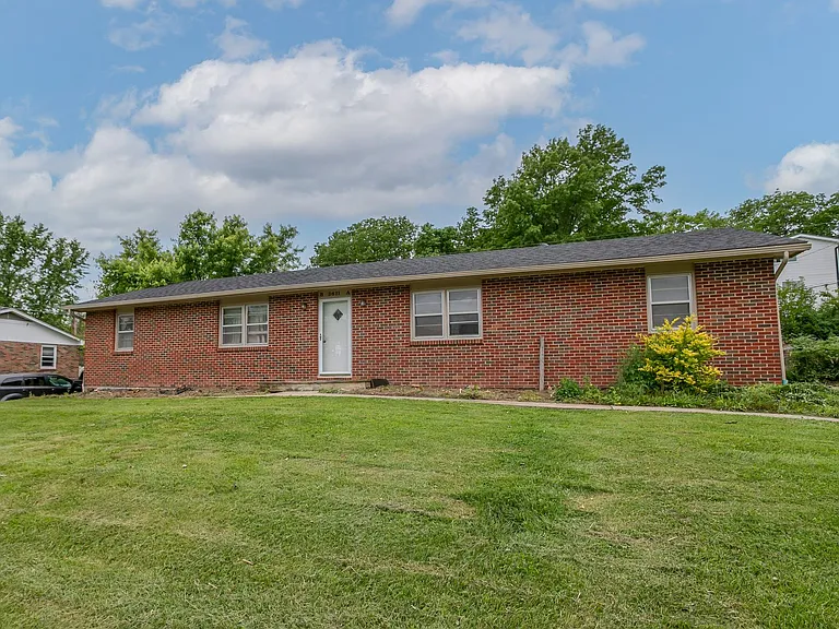 3611 Rock Quarry Rd — Photo 2