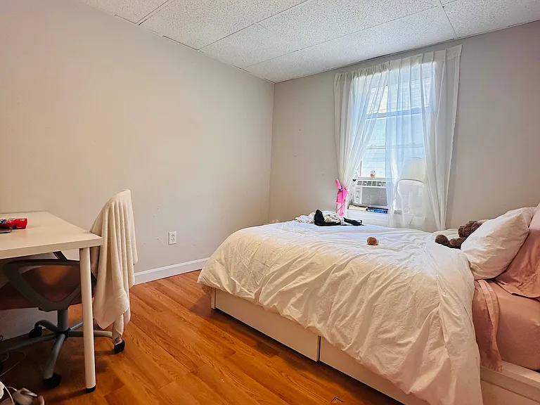 1572 Tremont St #3 — Photo 5