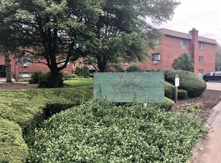 28 Faxon St APT 8, Stoughton, MA 02072