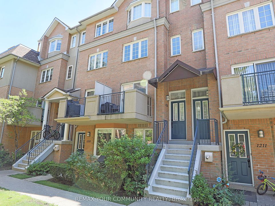1st image of 28 Sommerset Way #1213