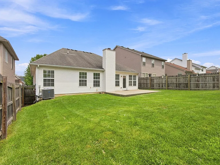 3901 Winthrop Dr — Photo 31