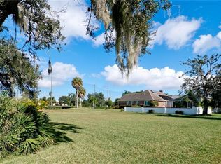 3903 Bayside Ct, Bradenton, FL 34210