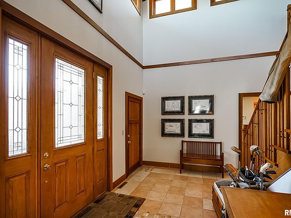 4th image of 5201 N Ashford Dr