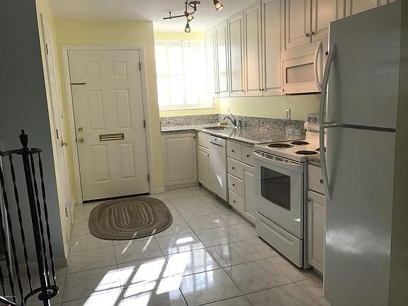5th image of 2941 Cherokee Ave APT 4
