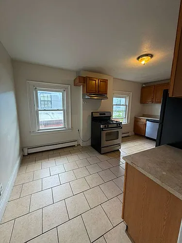 40 Dewey St #1A Photo 1