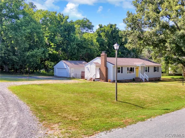 1004 Collingwood Dr, North Prince George, VA 23860