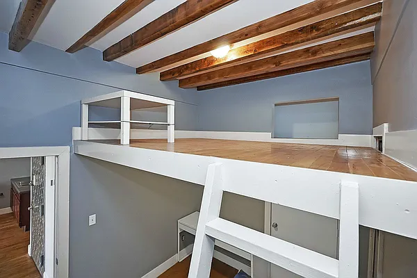 Rented by Flight of Fancy Realty Group | media 5