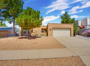 6039 Bandolero Dr, El Paso, TX 79912
