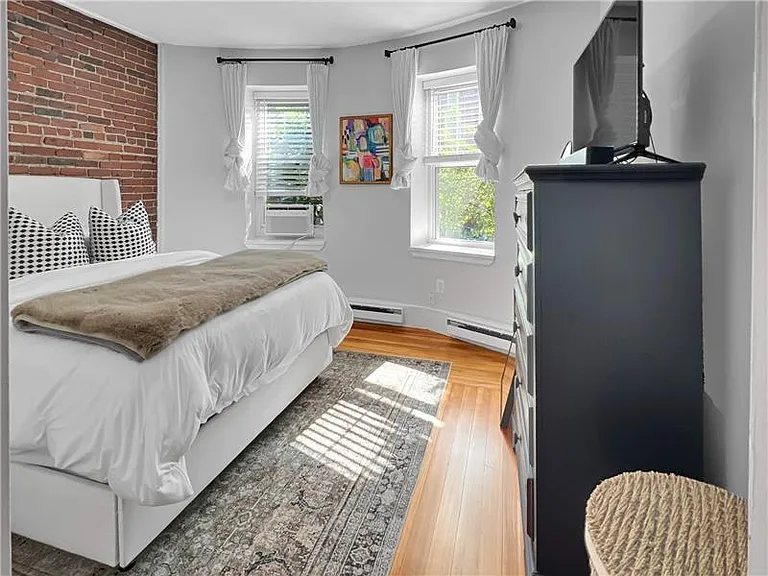 92 Florida St #1 — Photo 10