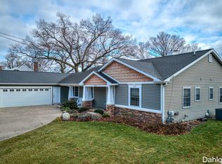 739 Ruddiman Dr, Muskegon, MI 49445