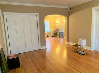 210 Emanuel Cleaver Ii Blvd APT 1E, Kansas City, MO 64112