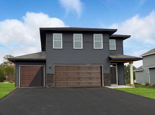 20904 Flanders Way, Farmington, MN 55024