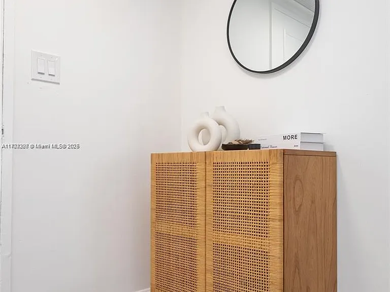 5161 Collins Ave #812 — Photo 7