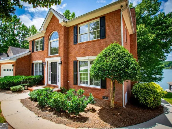 9049 Woodlake Ln, Villa Rica, GA 30180