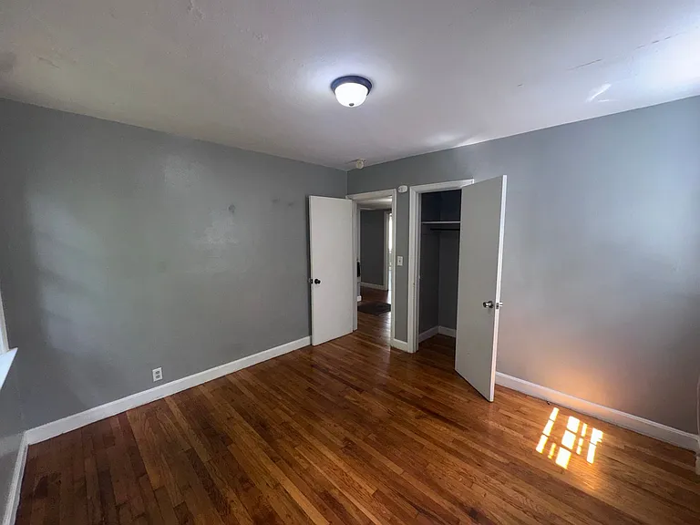 1529 Charlotte Ave — Photo 8
