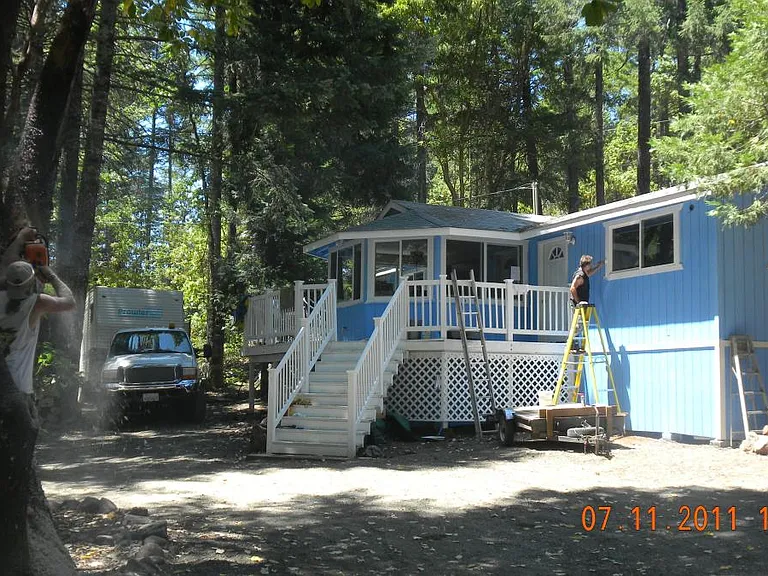 Cabin Front elevation