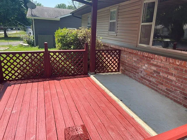 2451 S Meadowbrook Ave — Photo 11
