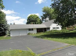 6147 Belsay Rd, Grand Blanc, MI 48439