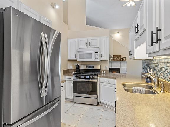 4th image of 2029 Heatherbrook Dr