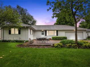 306 Palisades Rd SW, Mount Vernon, IA 52314