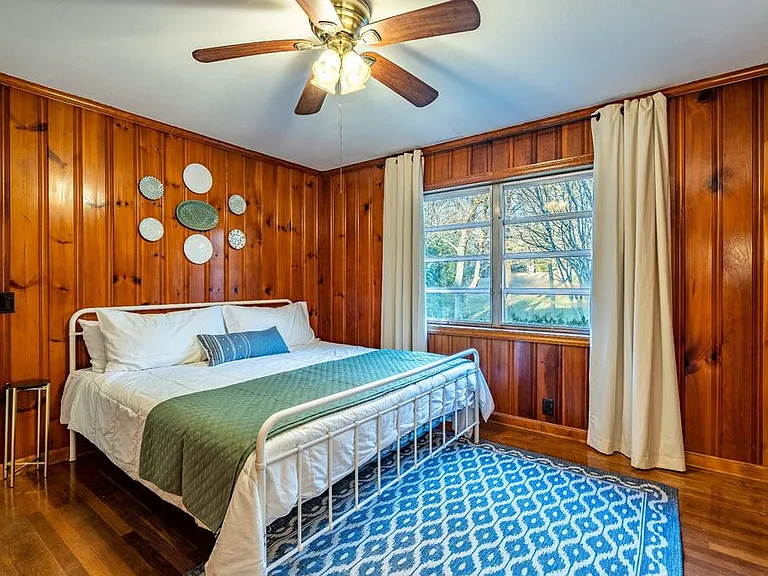 4215 Blue Ridge Dr #B5 — Photo 1