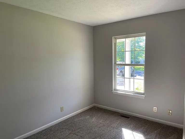 6107 Naschette Pkwy — Photo 8