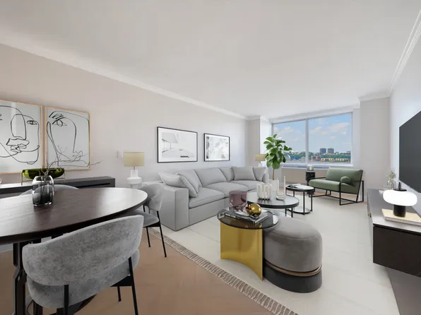 160 Riverside Boulevard image 1 of 12