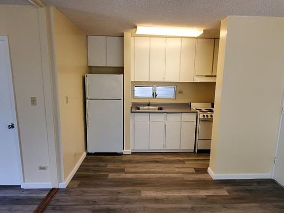 2nd image of 1420 Alapai St APT 306